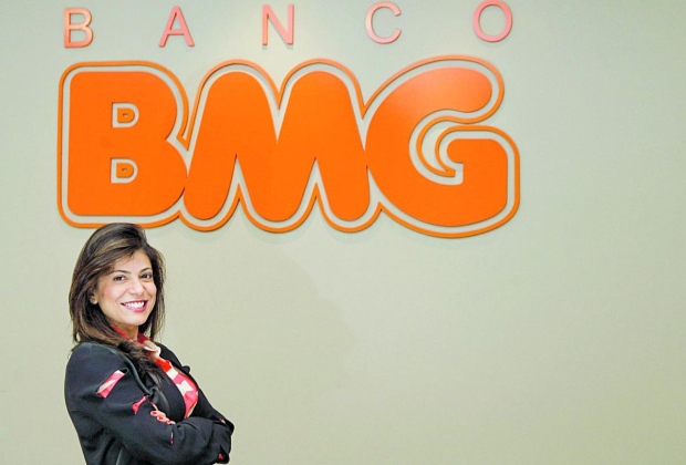 BMG quer ter R$ 10 bilhões no cartão de crédito consignado